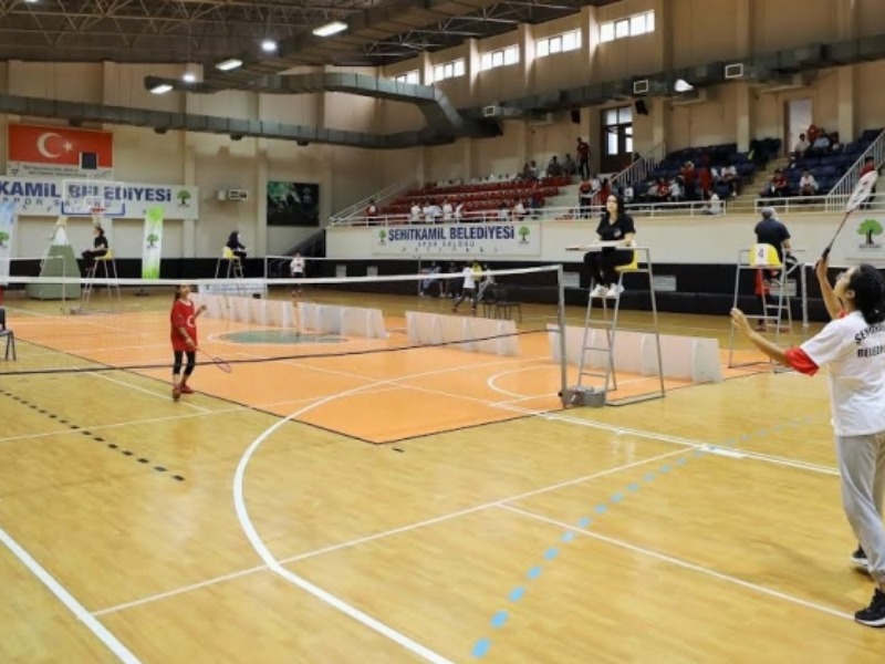  Şehitkamil Badminton turnuvası düzenlendi